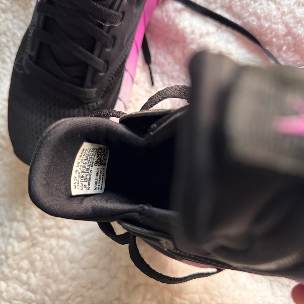 Reebok Nano Gym Sneakers Black with Pink Accent Athletic Sneakers - size 8 - Picture 3 of 5